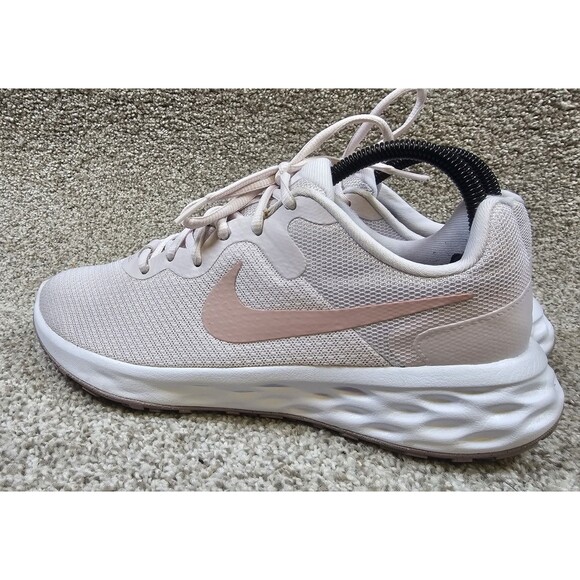 Nike Revolution 6 NN Violet/Champagne White Running Women’s Sneakers Size 8.5 - Picture 3 of 12